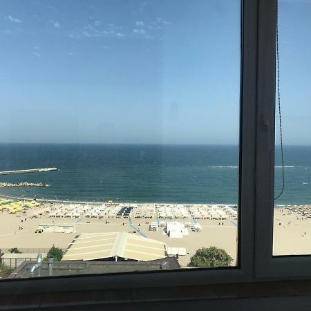 Faleza Nord Sea View Apartment Констанца Екстер'єр фото